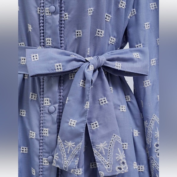 TIE-WAIST EYELET EMBROIDERED COTTON SHIRT DRESS IN BLUE - Picture 5 of 12